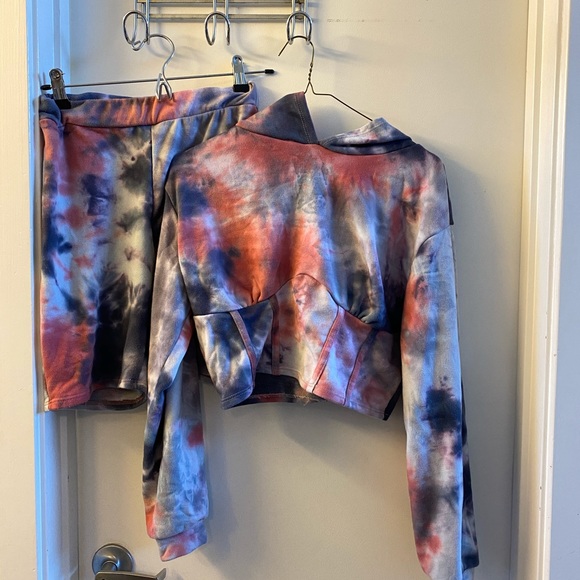 Fashion Nova tie dye set, small - Picture 2 of 2